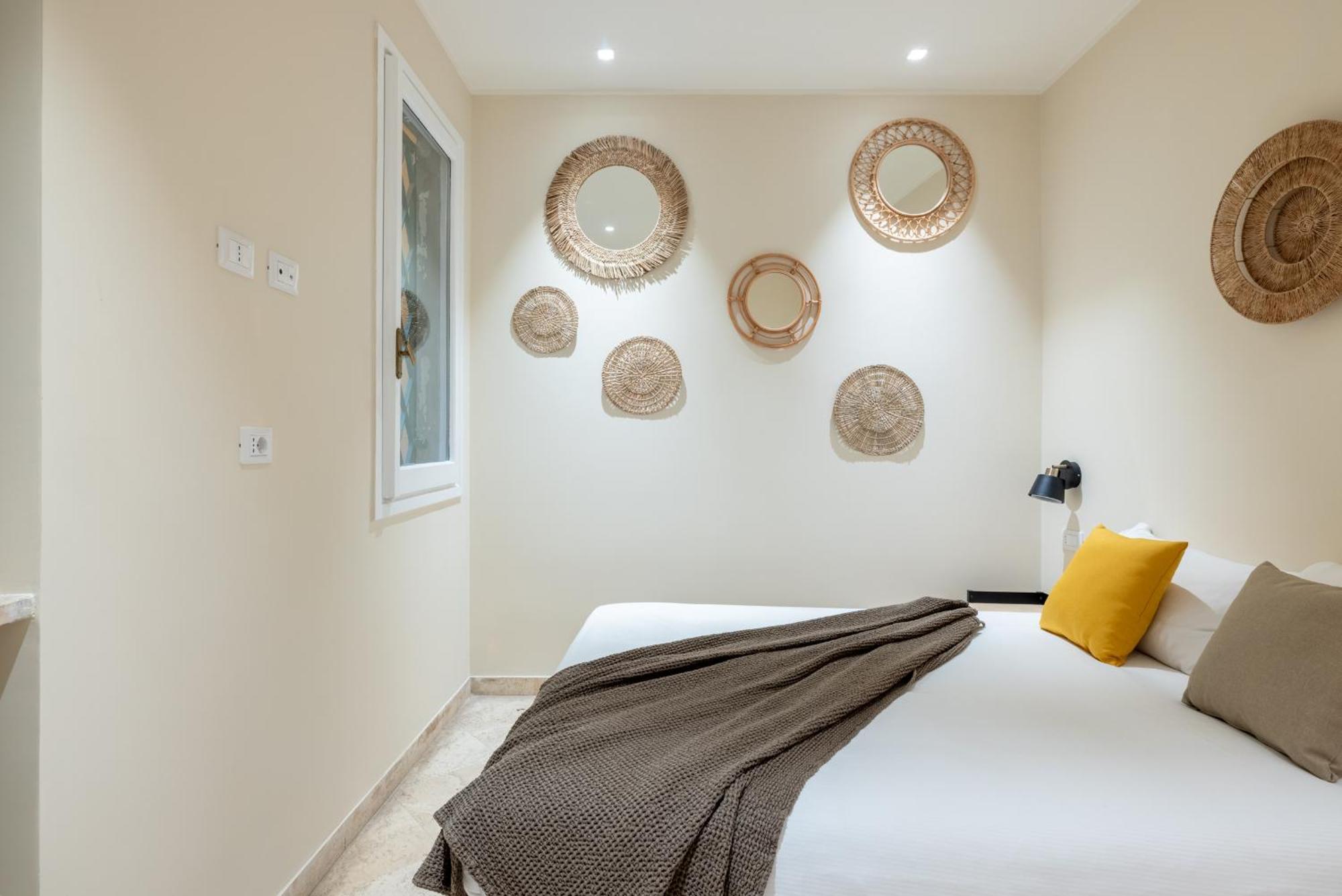 Charming 3 Bedroom Apartment In The Historic Center Róma Kültér fotó
