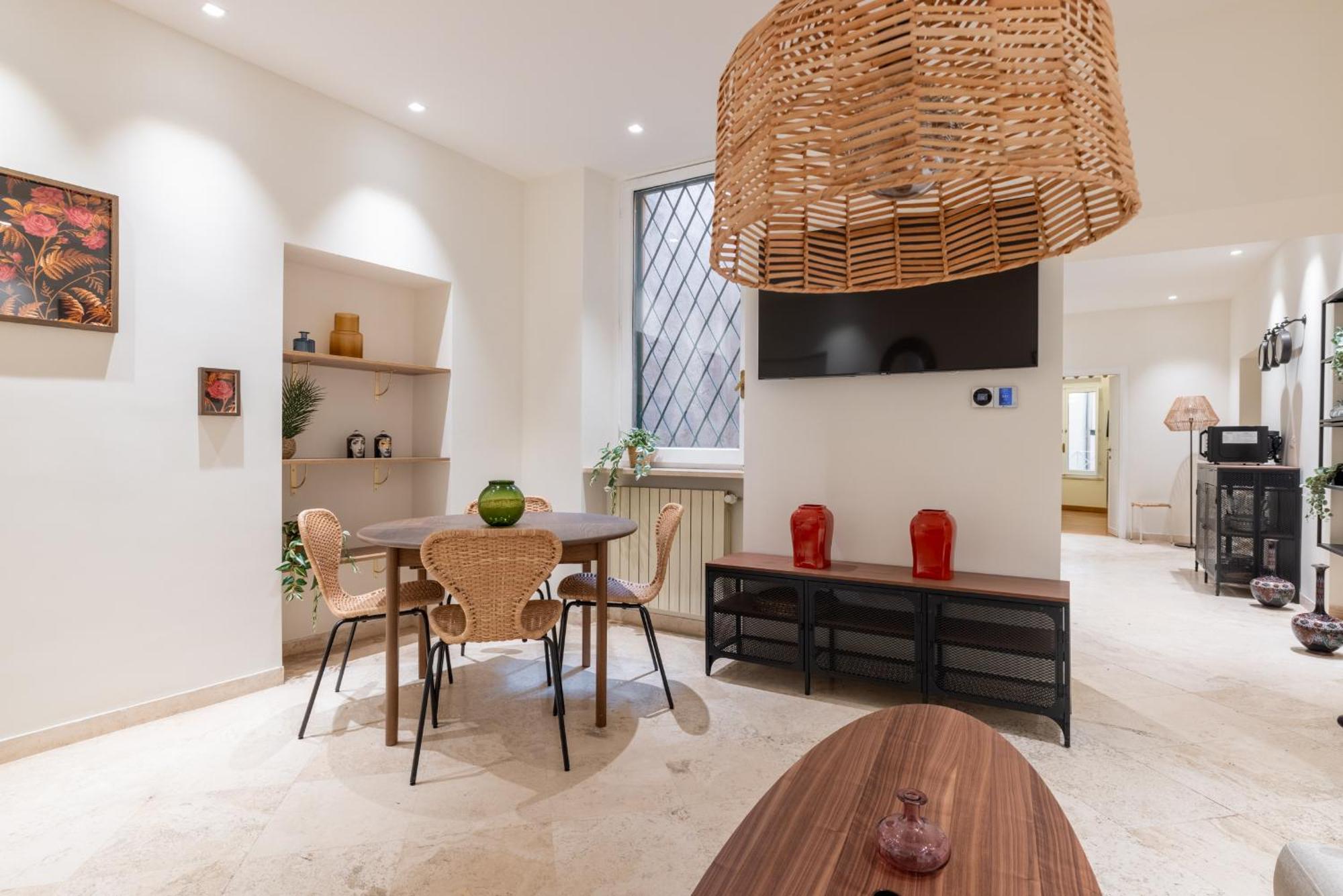 Charming 3 Bedroom Apartment In The Historic Center Róma Kültér fotó